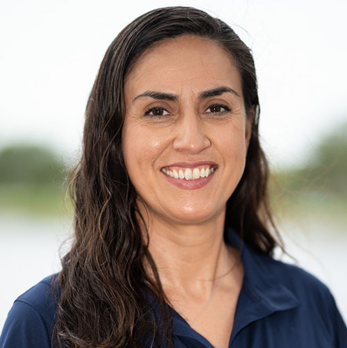 Arellano Ana, Program Manager